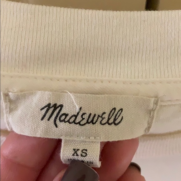Madewell T-shirt. - Picture 2 of 2